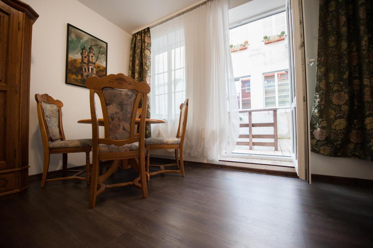 Апартаменти Vilnius Old Town, 3 Bdr Penthouse, 100 M2 With Terrace Екстер'єр фото